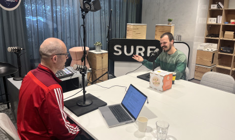 Opname van podcast met Jan Michielse (l) en Niels Top (r)