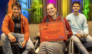 3 mensen winnen certificaat